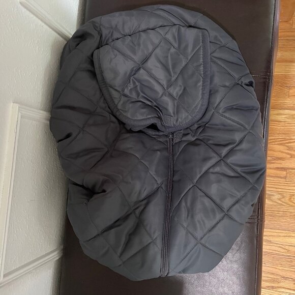 Cozy Infant Car Seat Cover - Gray Quilt - Reversible - Baby Car Seat Cover - Picture 10 of 10